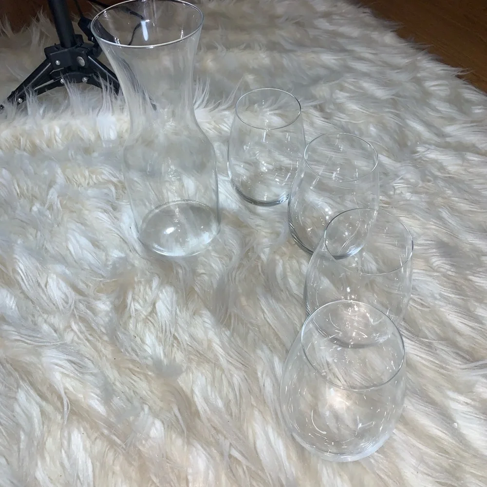 Krosno 5 Piece Glass Carafe Set | Decanter + 4 Stemless Wine Glasses
